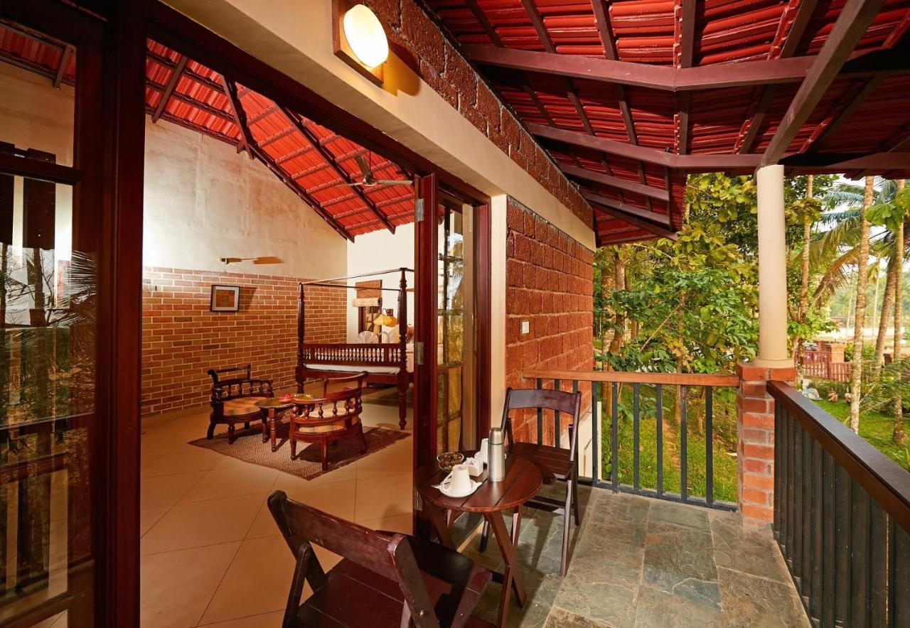 Raindrops Resorts Wayanad Султан Батери Екстериор снимка