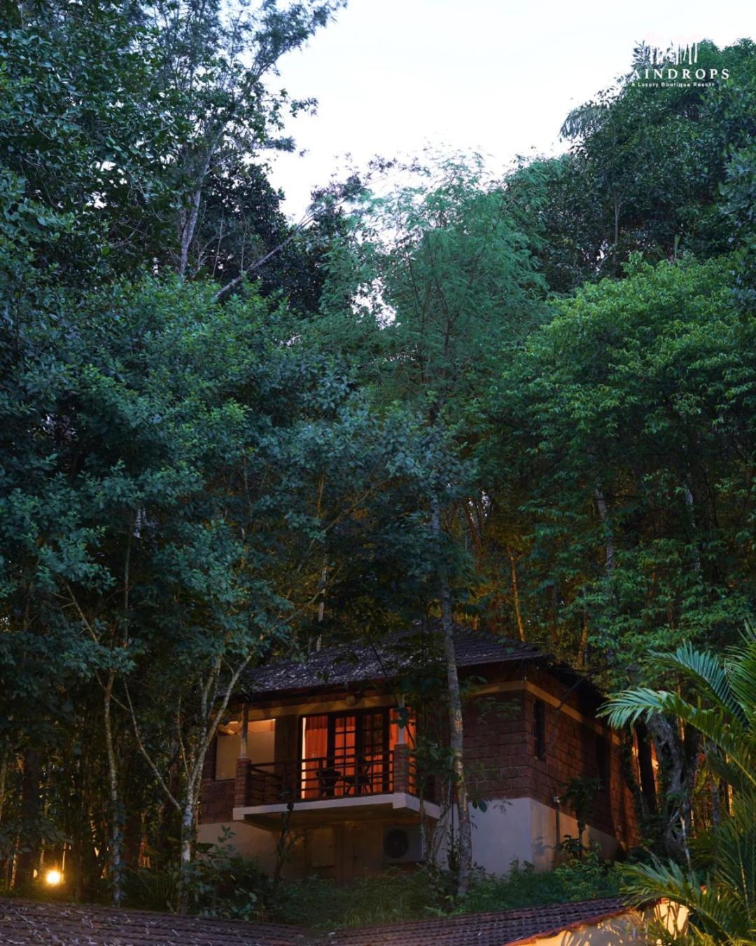 Raindrops Resorts Wayanad Султан Батери Екстериор снимка