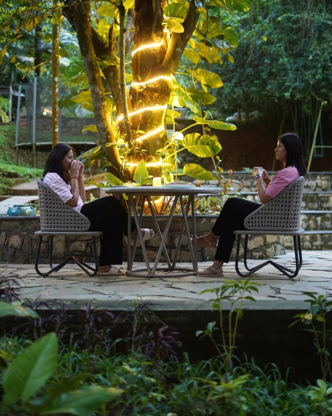 Raindrops Resorts Wayanad Султан Батери Екстериор снимка