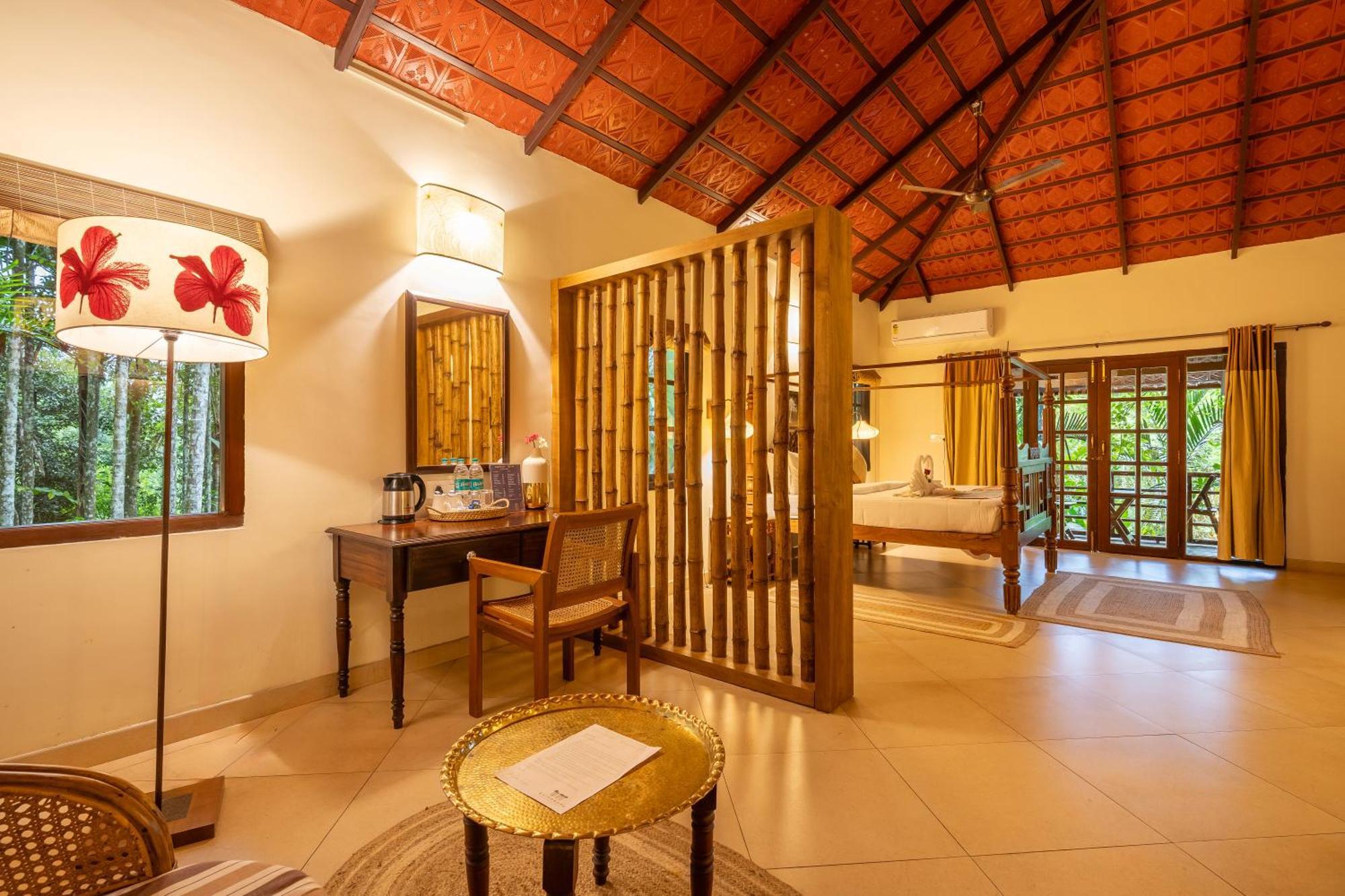 Raindrops Resorts Wayanad Султан Батери Екстериор снимка