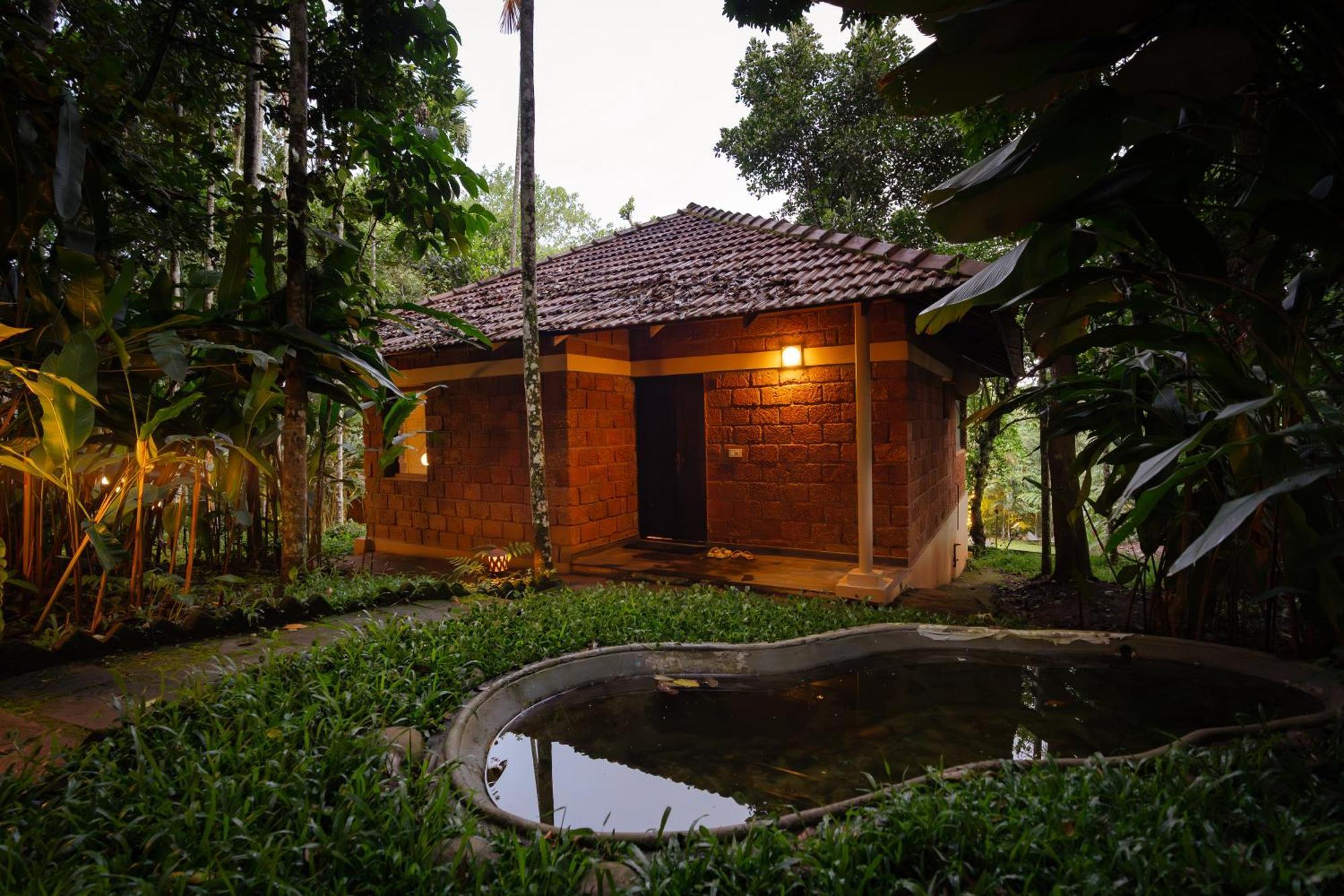 Raindrops Resorts Wayanad Султан Батери Екстериор снимка