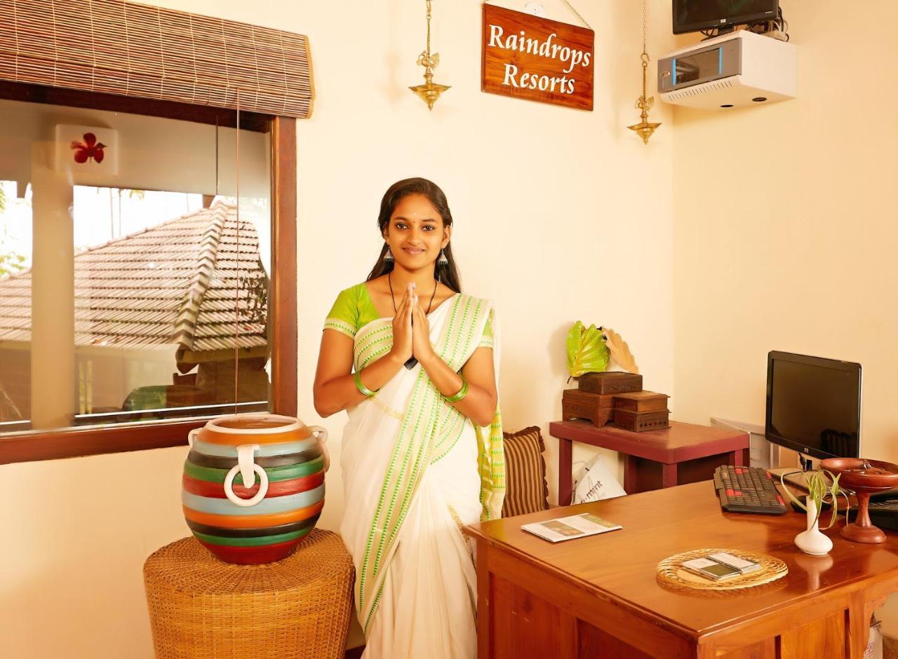 Raindrops Resorts Wayanad Султан Батери Екстериор снимка