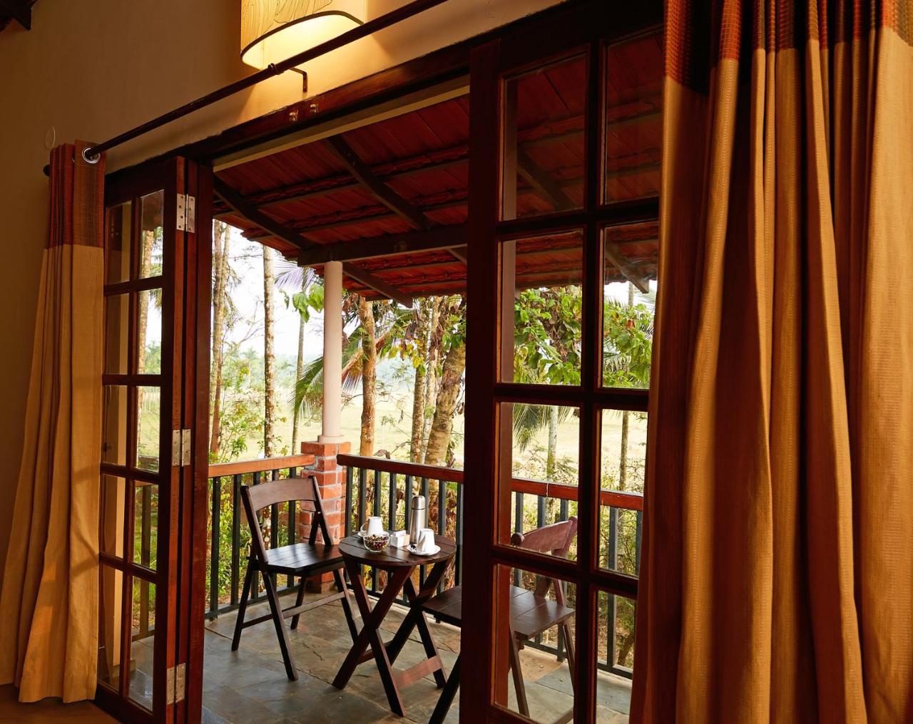 Raindrops Resorts Wayanad Султан Батери Екстериор снимка