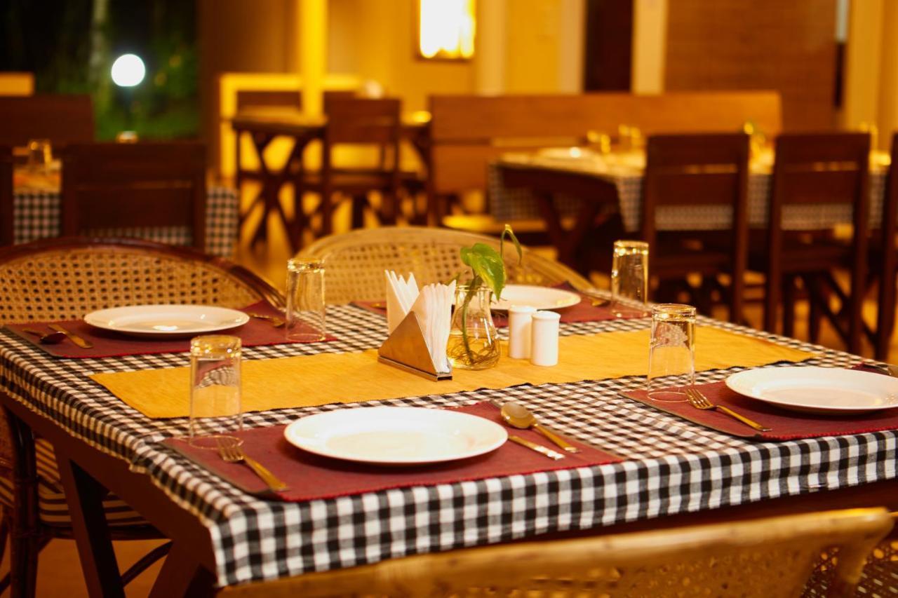 Raindrops Resorts Wayanad Султан Батери Екстериор снимка